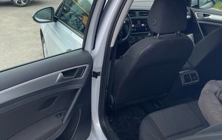 Volkswagen Golf VII, 2018 год, 1 850 000 рублей, 13 фотография