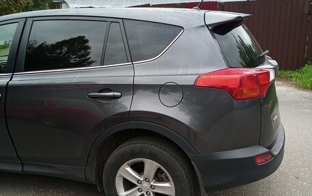 Toyota RAV4, 2013 год, 1 700 000 рублей, 3 фотография