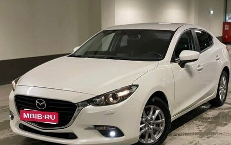 Mazda 3, 2018 год, 1 650 000 рублей, 10 фотография
