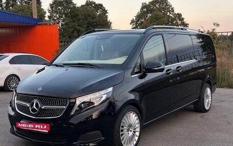 Mercedes-Benz V-Класс, 2018 год, 8 500 000 рублей, 3 фотография