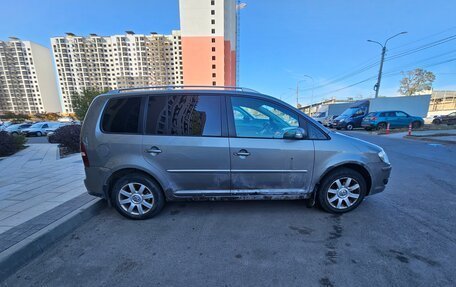 Volkswagen Touran III, 2007 год, 500 000 рублей, 8 фотография