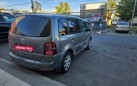 Volkswagen Touran III, 2007 год, 500 000 рублей, 7 фотография