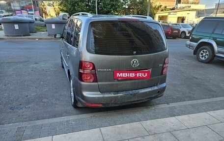 Volkswagen Touran III, 2007 год, 500 000 рублей, 6 фотография