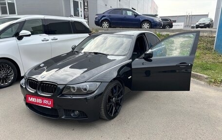 BMW 3 серия, 2008 год, 2 100 000 рублей, 2 фотография