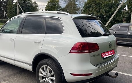 Volkswagen Touareg III, 2014 год, 1 800 000 рублей, 6 фотография