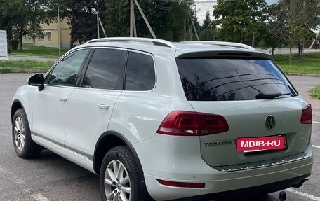 Volkswagen Touareg III, 2014 год, 1 800 000 рублей, 4 фотография