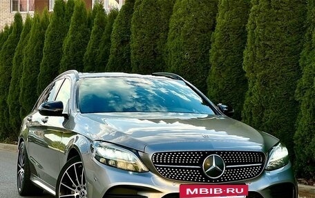 Mercedes-Benz C-Класс, 2019 год, 3 100 000 рублей, 7 фотография