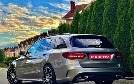 Mercedes-Benz C-Класс, 2019 год, 3 100 000 рублей, 4 фотография