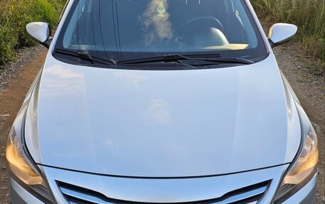 Hyundai Solaris II рестайлинг, 2014 год, 650 000 рублей, 4 фотография