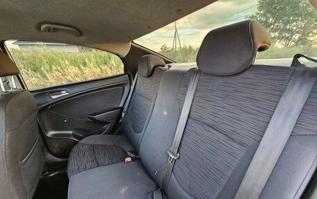 Hyundai Solaris II рестайлинг, 2014 год, 650 000 рублей, 25 фотография