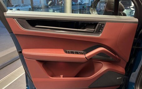 Porsche Cayenne III, 2025 год, 20 990 000 рублей, 17 фотография