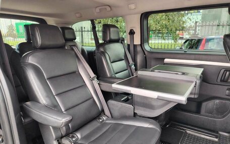 Peugeot Traveller I, 2019 год, 2 772 000 рублей, 12 фотография
