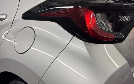 Toyota Yaris, 2021 год, 1 050 000 рублей, 6 фотография