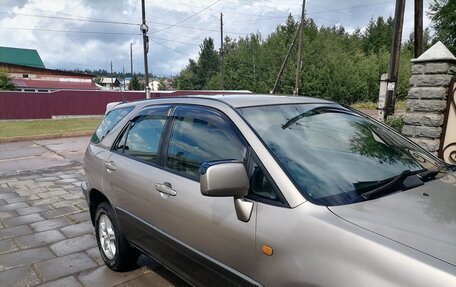Toyota Harrier, 1999 год, 800 000 рублей, 2 фотография