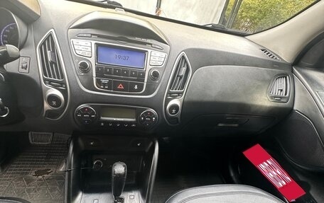 Hyundai ix35 I рестайлинг, 2011 год, 1 150 000 рублей, 10 фотография