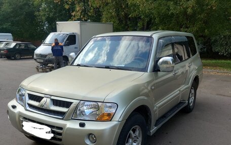 Mitsubishi Pajero III рестайлинг, 2004 год, 730 000 рублей, 1 фотография