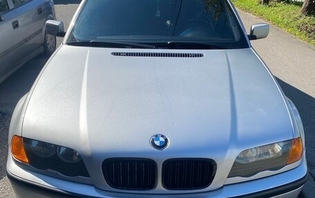 BMW 3 серия, 2003 год, 650 000 рублей, 1 фотография