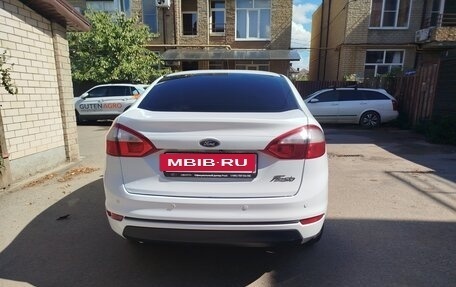 Ford Fiesta, 2015 год, 950 000 рублей, 6 фотография