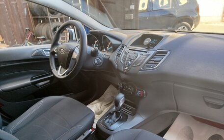 Ford Fiesta, 2015 год, 950 000 рублей, 20 фотография