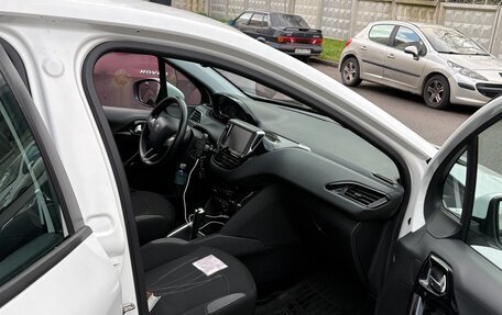 Peugeot 208 II, 2013 год, 499 999 рублей, 6 фотография