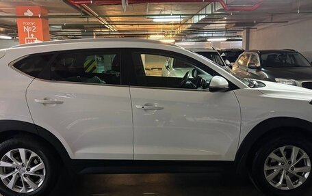 Hyundai Tucson III, 2020 год, 2 200 000 рублей, 4 фотография