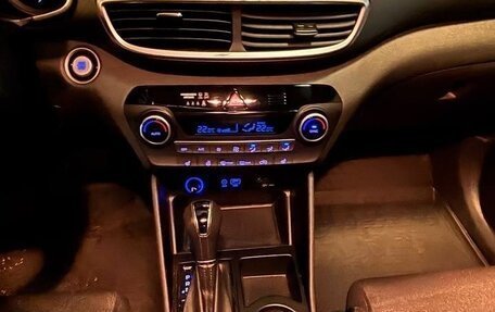 Hyundai Tucson III, 2020 год, 2 200 000 рублей, 5 фотография