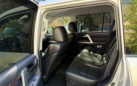 Toyota Land Cruiser 200, 2012 год, 3 499 999 рублей, 19 фотография