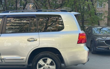 Toyota Land Cruiser 200, 2012 год, 3 499 999 рублей, 28 фотография