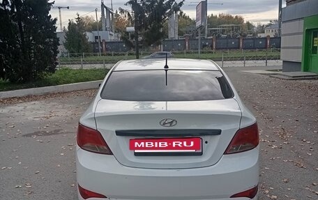 Hyundai Solaris II рестайлинг, 2016 год, 628 000 рублей, 2 фотография