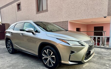 Lexus RX IV рестайлинг, 2018 год, 2 990 000 рублей, 7 фотография
