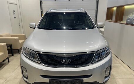 KIA Sorento II рестайлинг, 2017 год, 1 990 000 рублей, 2 фотография