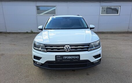 Volkswagen Tiguan II, 2017 год, 1 699 000 рублей, 2 фотография
