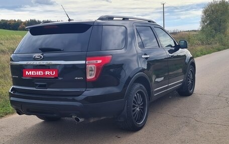 Ford Explorer VI, 2013 год, 1 800 000 рублей, 4 фотография