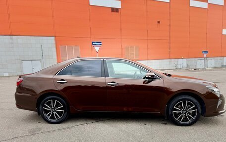 Toyota Camry, 2017 год, 2 150 000 рублей, 4 фотография