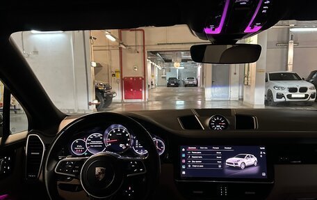 Porsche Cayenne III, 2022 год, 10 800 000 рублей, 16 фотография