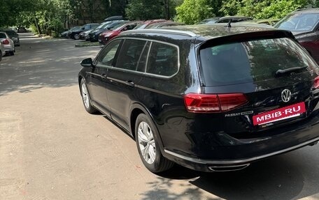 Volkswagen Passat B8 рестайлинг, 2018 год, 2 630 000 рублей, 8 фотография