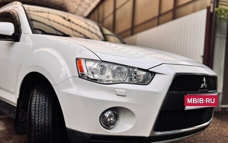 Mitsubishi Outlander III рестайлинг 3, 2010 год, 1 289 000 рублей, 1 фотография