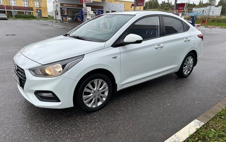 Hyundai Solaris II рестайлинг, 2017 год, 1 150 000 рублей, 1 фотография