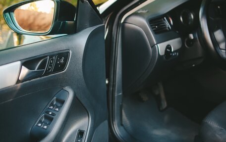 Volkswagen Jetta VI, 2012 год, 920 000 рублей, 9 фотография