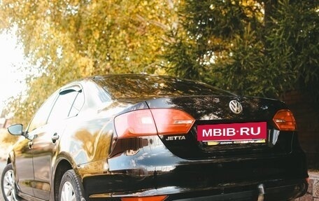 Volkswagen Jetta VI, 2012 год, 920 000 рублей, 3 фотография