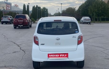 Daihatsu Mira e:S I рестайлинг, 2012 год, 450 000 рублей, 4 фотография