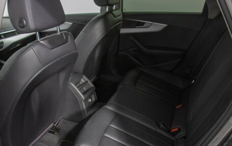 Audi A4, 2017 год, 1 950 000 рублей, 11 фотография