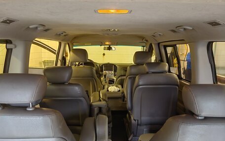 Hyundai Grand Starex Grand Starex I рестайлинг 2, 2010 год, 1 150 000 рублей, 2 фотография