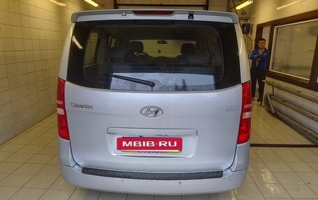 Hyundai Grand Starex Grand Starex I рестайлинг 2, 2010 год, 1 150 000 рублей, 7 фотография