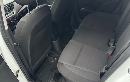 Hyundai Solaris II рестайлинг, 2017 год, 1 150 000 рублей, 10 фотография