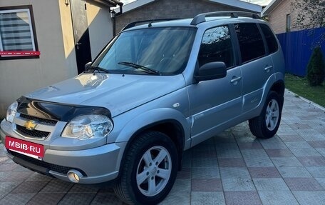 Chevrolet Niva I рестайлинг, 2014 год, 420 000 рублей, 4 фотография