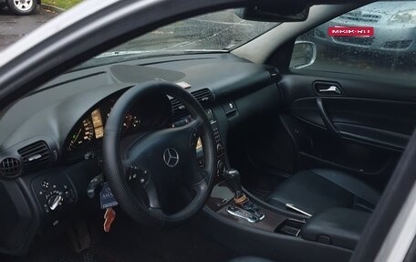 Mercedes-Benz C-Класс, 2004 год, 1 000 000 рублей, 11 фотография