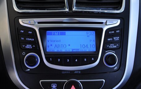 Hyundai Solaris II рестайлинг, 2015 год, 1 149 000 рублей, 15 фотография