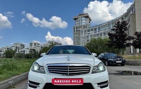 Mercedes-Benz C-Класс, 2012 год, 2 000 000 рублей, 14 фотография