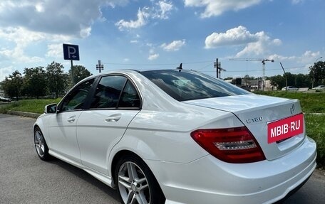 Mercedes-Benz C-Класс, 2012 год, 2 000 000 рублей, 4 фотография